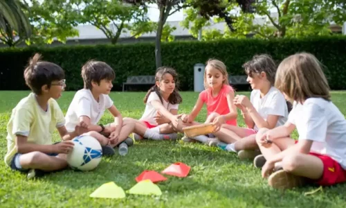 imgi_7_Kids-Play-Area.webp